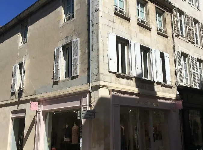 شقة 2 Rue Des Augustins لا روشيل